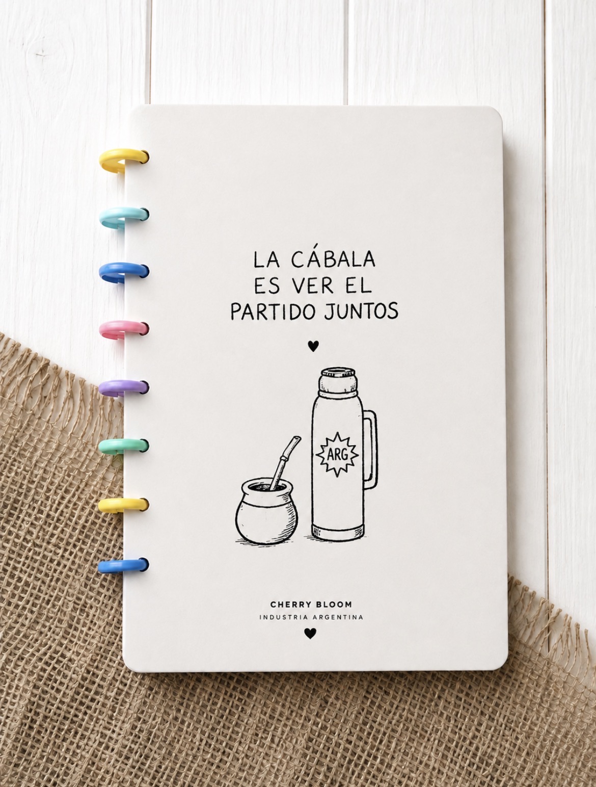 Cuaderno argentino con mate y termo